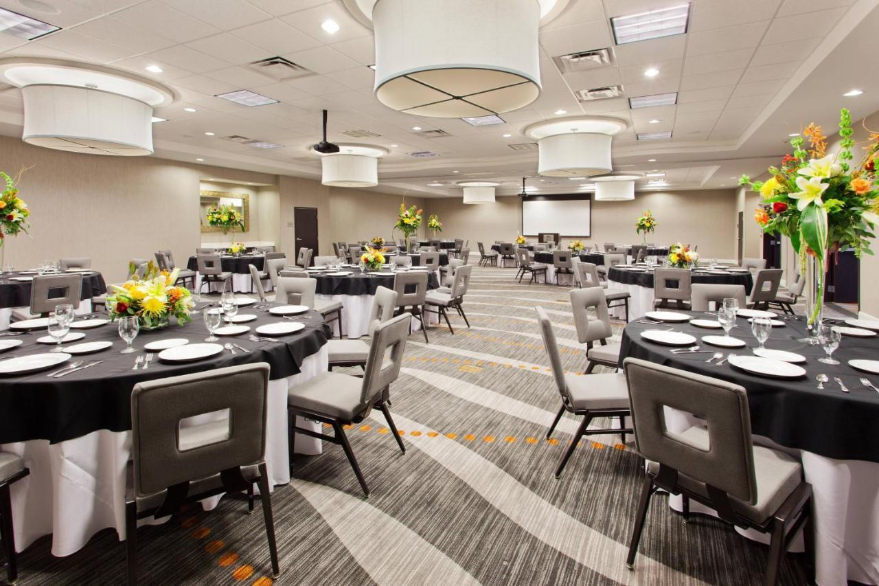 Courtyard By Marriott Columbus Фенікс-Сіті Екстер'єр фото