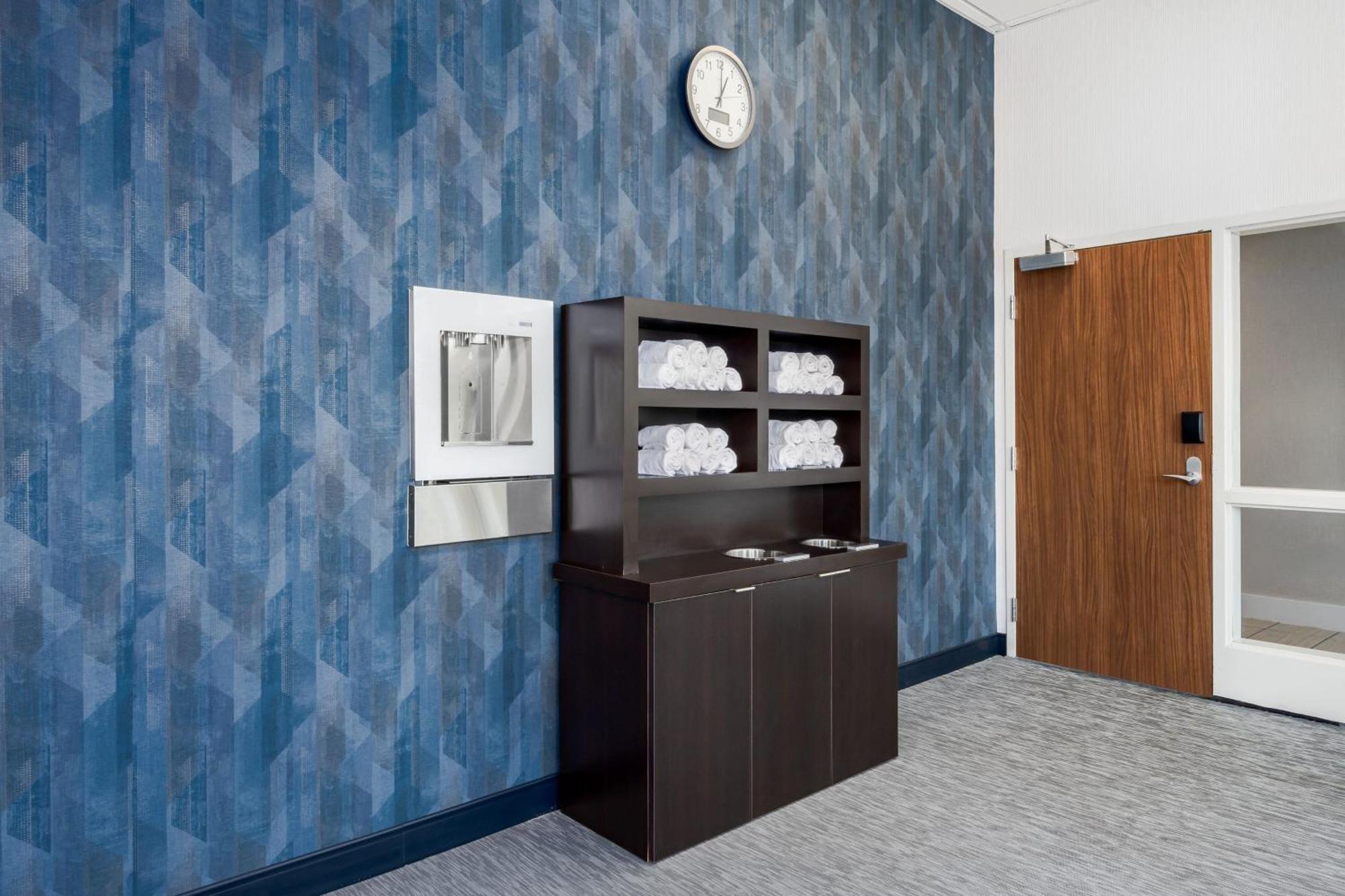 Courtyard By Marriott Columbus Фенікс-Сіті Екстер'єр фото