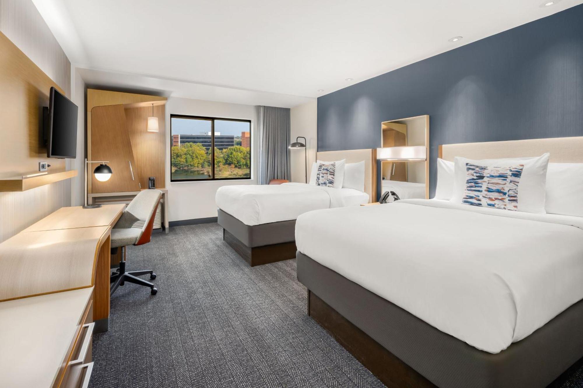 Courtyard By Marriott Columbus Фенікс-Сіті Екстер'єр фото