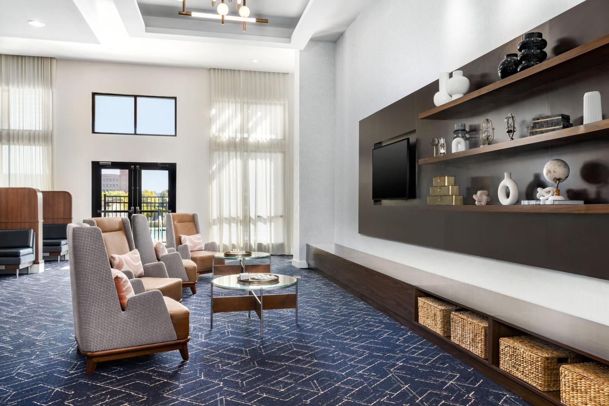 Courtyard By Marriott Columbus Фенікс-Сіті Екстер'єр фото