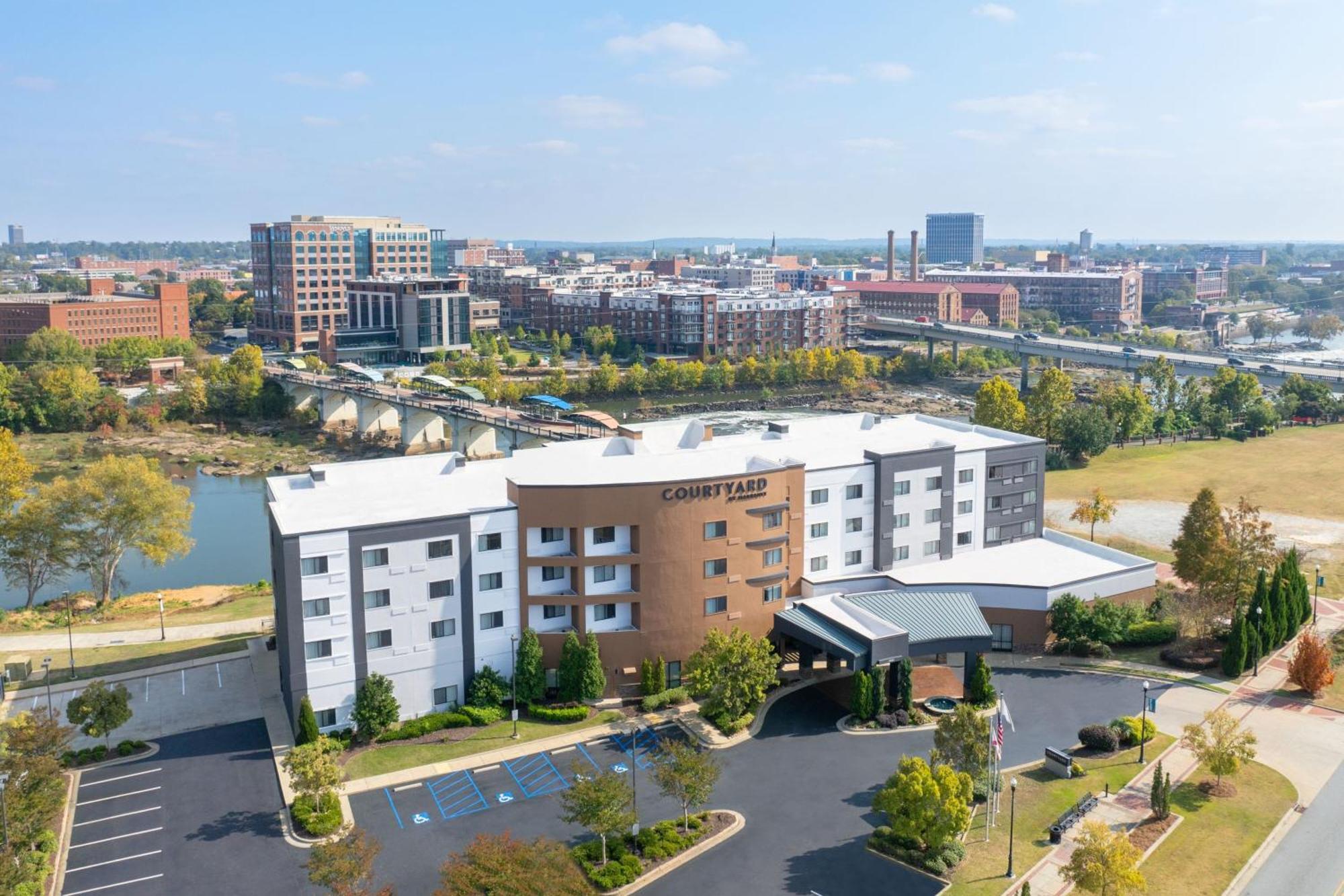 Courtyard By Marriott Columbus Фенікс-Сіті Екстер'єр фото